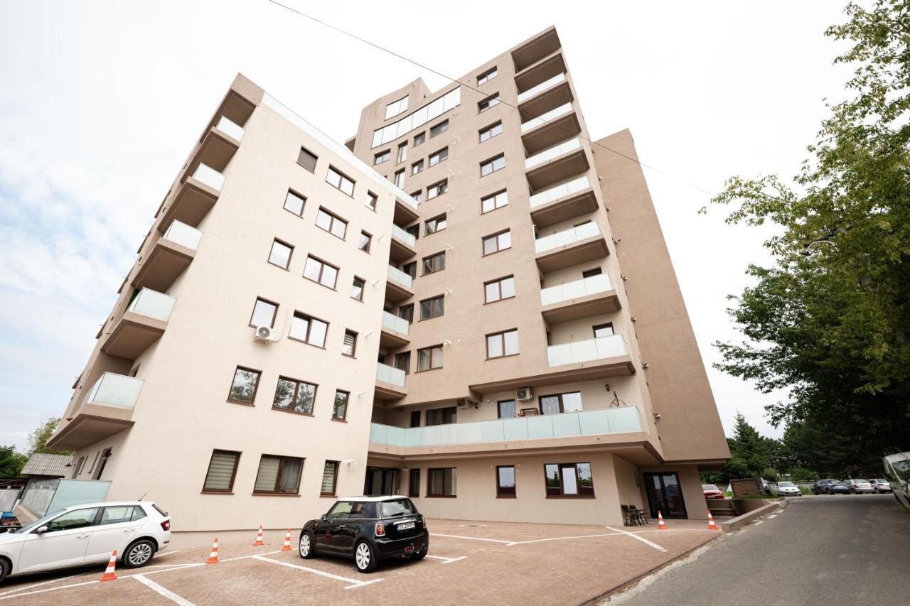 Appartement Altheda Living Zamca à Suceava Extérieur photo